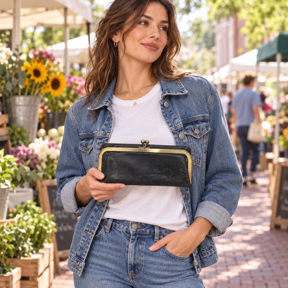 Hobo International Lauren Black Leather Double Frame Kiss Lock Clutch Wallet